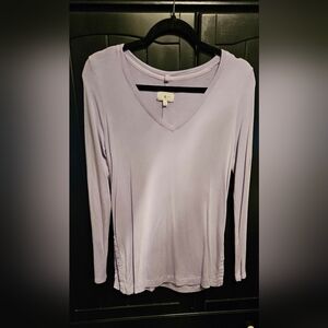 Lou & Grey Light Purple Long Sleeve V-Neck Top